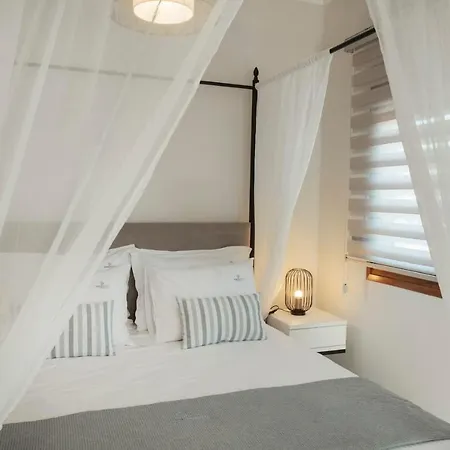 Aparthotel Porto Portes
