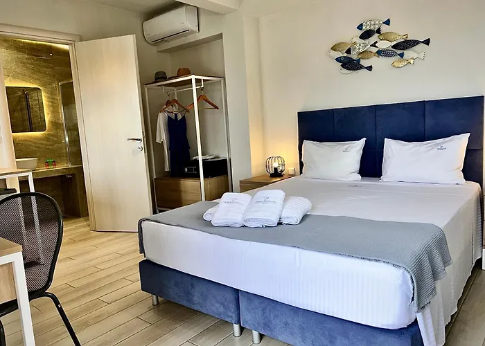 Porto Portes Aparthotel 4*