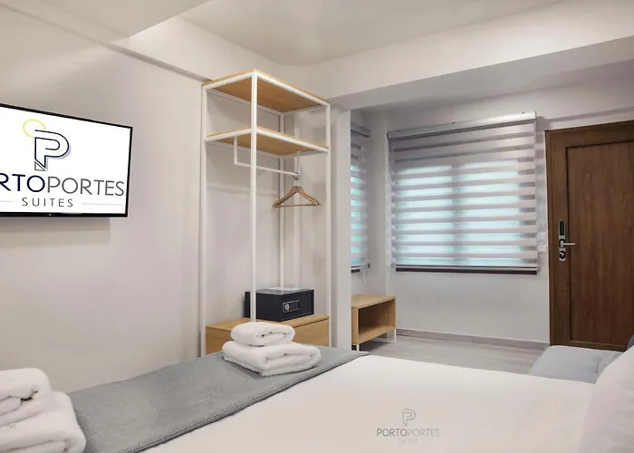 Porto Portes Nea Poteidaia